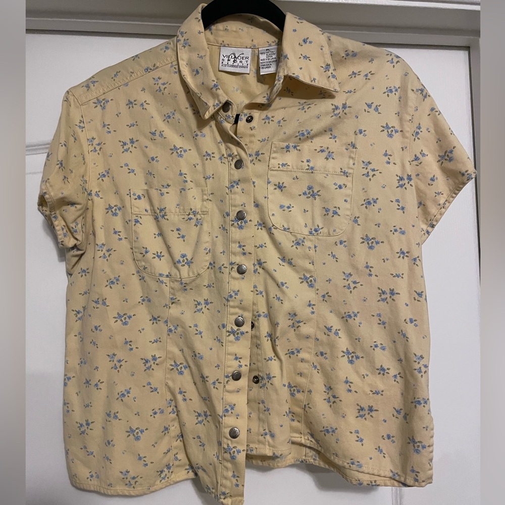 Vintage Villager Sport Floral button down